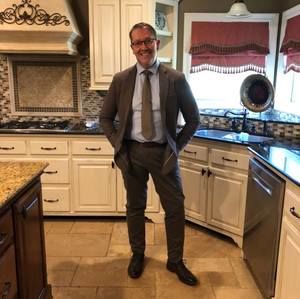 Meet your Posher, Robert